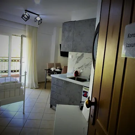 Konstantinos's Luxury Lejlighed *