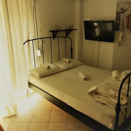 Konstantinos's Luxury Apartment *